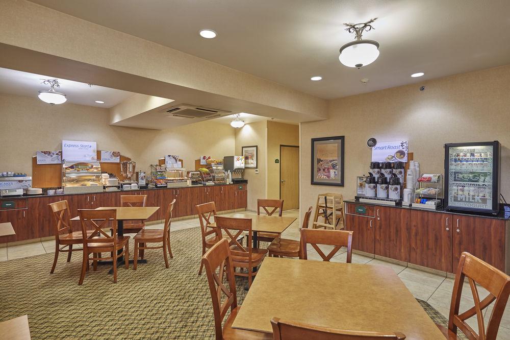 La Quinta Inn & Suites By Wyndham Springfield Buitenkant foto