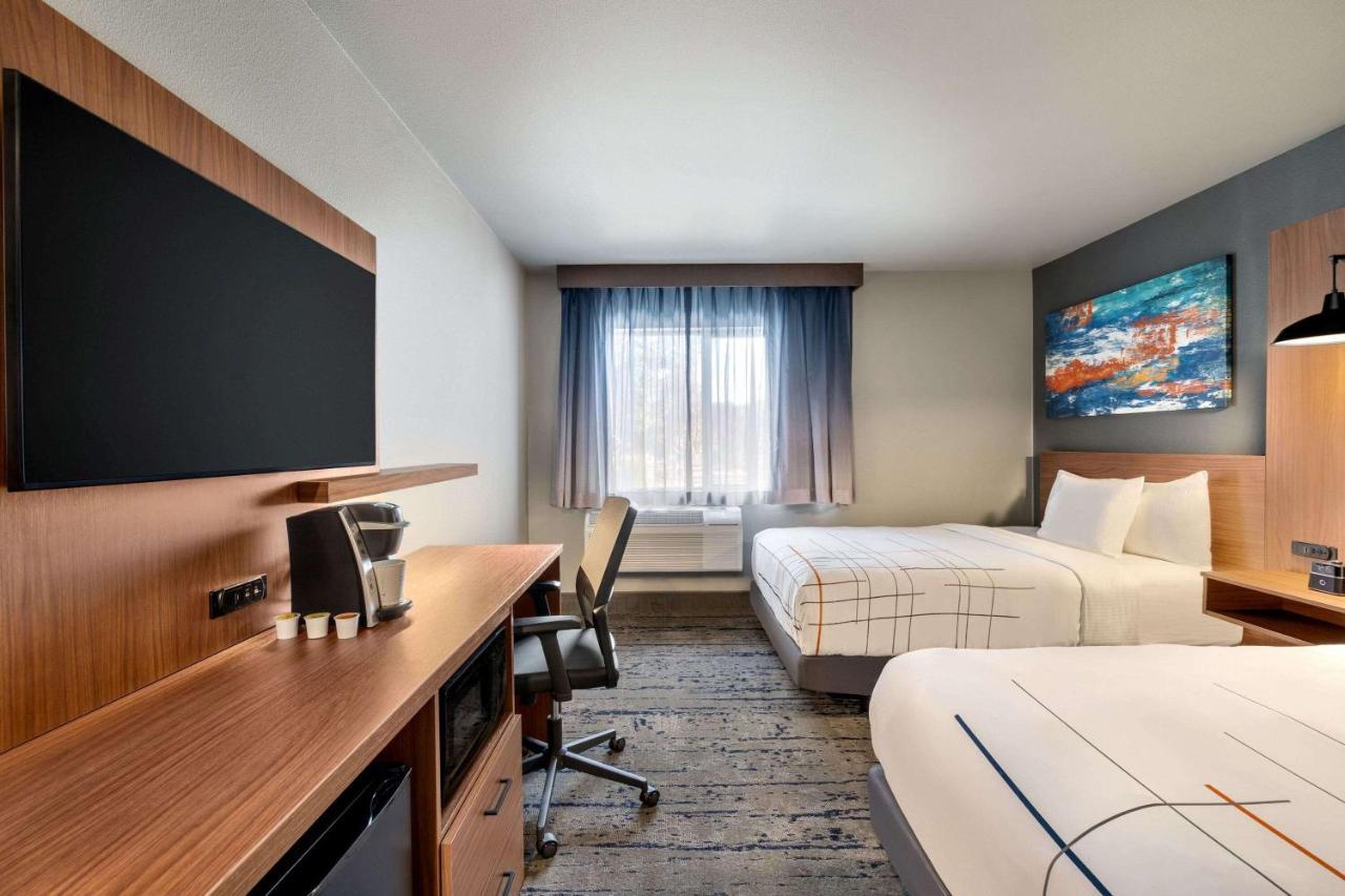 La Quinta Inn & Suites By Wyndham Springfield Buitenkant foto