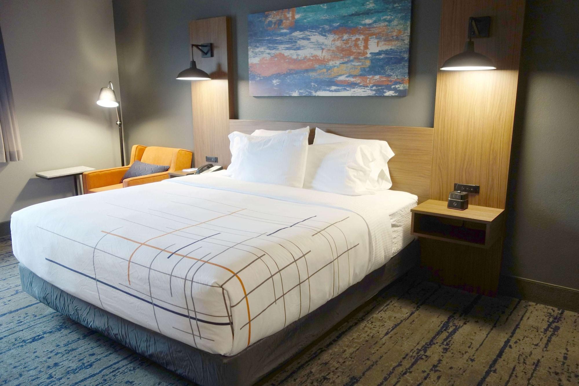 La Quinta Inn & Suites By Wyndham Springfield Buitenkant foto
